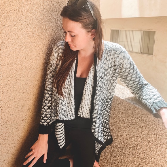 Design Lab Lord & Taylor Sweaters - Design Lab cardigan